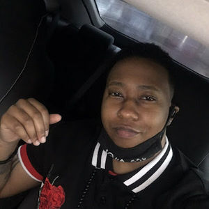 Meet your Posher, Latoya